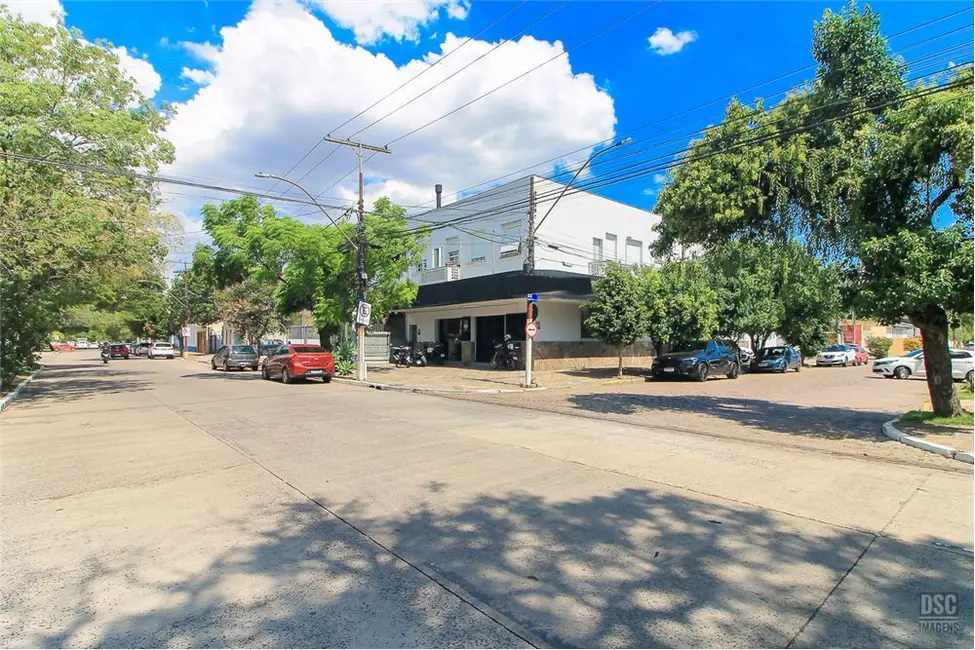 Foto 1 de Loja à venda, 296m2 em São Geraldo, Porto Alegre - RS