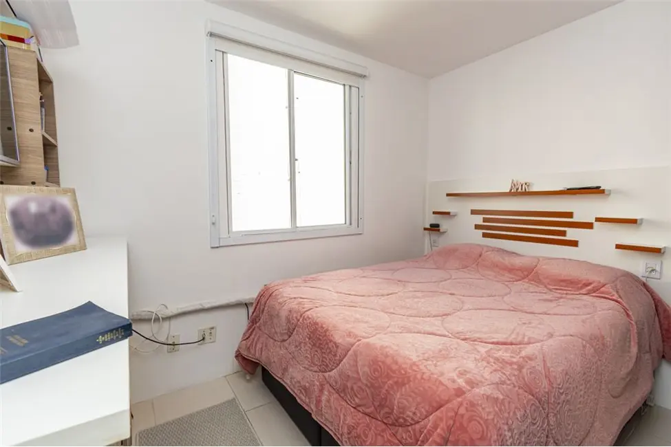 Apartamento com 3 quartos à venda, 51m2 em Fátima, Canoas - RS - imagem 7 Foto 7 de Apartamento com 3 quartos à venda, 51m2 em Fátima, Canoas - RS
