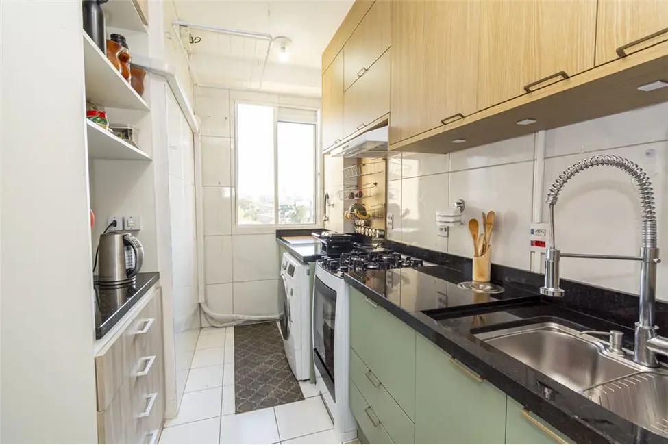 Apartamento com 3 quartos à venda, 51m2 em Fátima, Canoas - RS - imagem 9 Foto 9 de Apartamento com 3 quartos à venda, 51m2 em Fátima, Canoas - RS