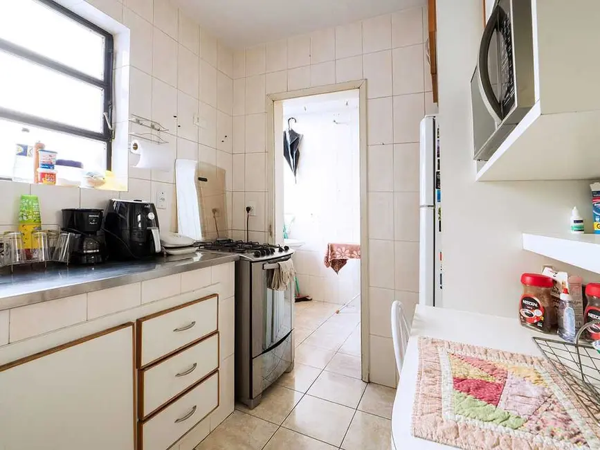 Apartamento com 3 quartos à venda, 83m2 em Menino Deus, Porto Alegre - RS - imagem 5 Foto 5 de Apartamento com 3 quartos à venda, 83m2 em Menino Deus, Porto Alegre - RS