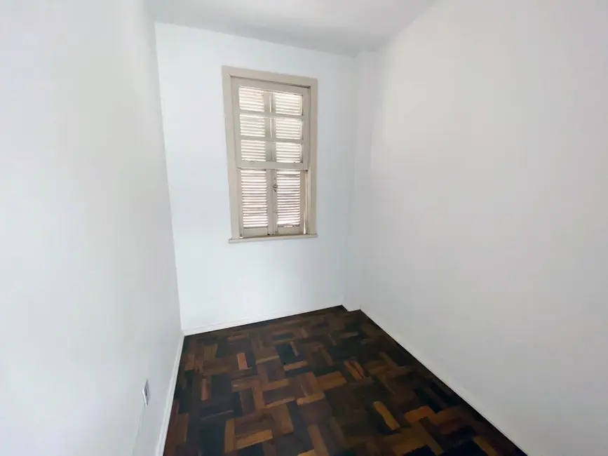Foto 6 de Apartamento com 3 quartos à venda, 91m2 em Floresta, Porto Alegre - RS