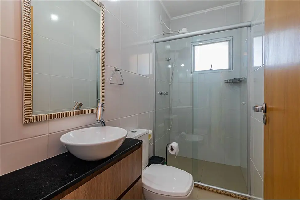 Apartamento com 3 quartos à venda, 164m2 em Vila Ipiranga, Porto Alegre - RS - imagem 9 Foto 9 de Apartamento com 3 quartos à venda, 164m2 em Vila Ipiranga, Porto Alegre - RS