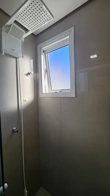 Apartamento com 2 quartos à venda, 66m2 em Passo da Areia, Porto Alegre - RS - imagem 8 Foto 8 de Apartamento com 2 quartos à venda, 66m2 em Passo da Areia, Porto Alegre - RS