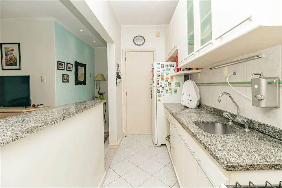 Apartamento com 2 quartos à venda, 66m2 em Menino Deus, Porto Alegre - RS - imagem 9 Foto 9 de Apartamento com 2 quartos à venda, 66m2 em Menino Deus, Porto Alegre - RS