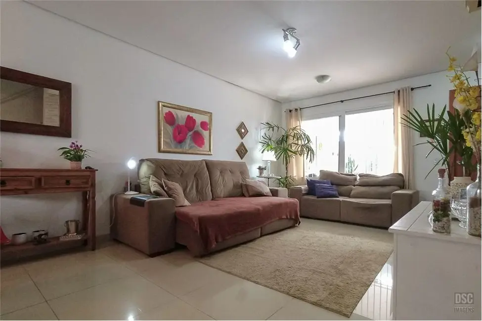 Casa com 3 quartos à venda, 135m2 em Hípica, Porto Alegre - RS - imagem 9 Foto 9 de Casa com 3 quartos à venda, 135m2 em Hípica, Porto Alegre - RS