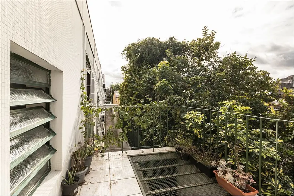 Apartamento com 3 quartos à venda, 91m2 em Menino Deus, Porto Alegre - RS - imagem 4 Foto 4 de Apartamento com 3 quartos à venda, 91m2 em Menino Deus, Porto Alegre - RS