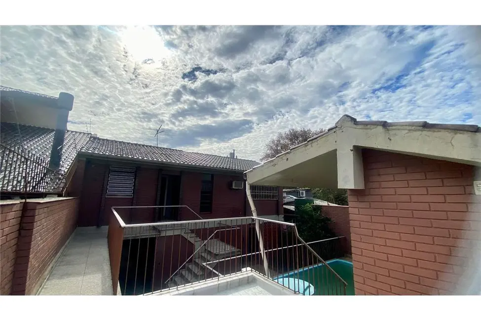 Casa com 5 quartos à venda, 650m2 em São João, Porto Alegre - RS - imagem 9 Foto 9 de Casa com 5 quartos à venda, 650m2 em São João, Porto Alegre - RS