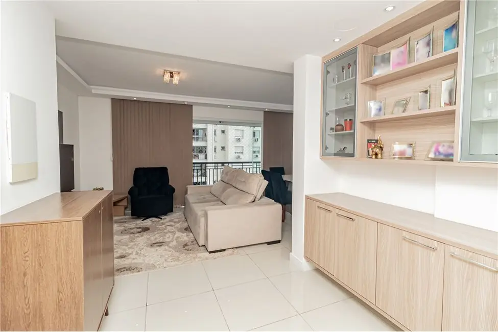 Foto 3 de Apartamento com 3 quartos à venda, 106m2 em Passo da Areia, Porto Alegre - RS