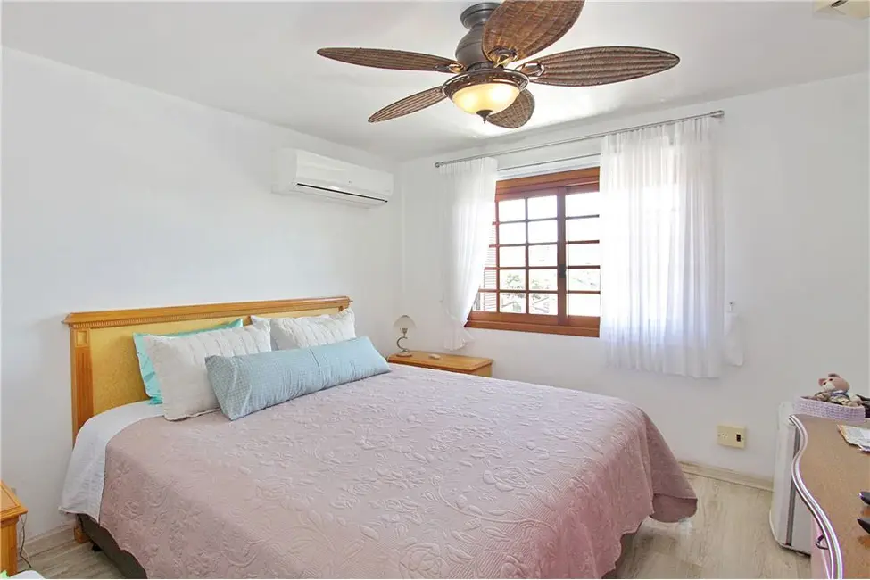 Foto 5 de Casa com 3 quartos à venda, 355m2 em Partenon, Porto Alegre - RS