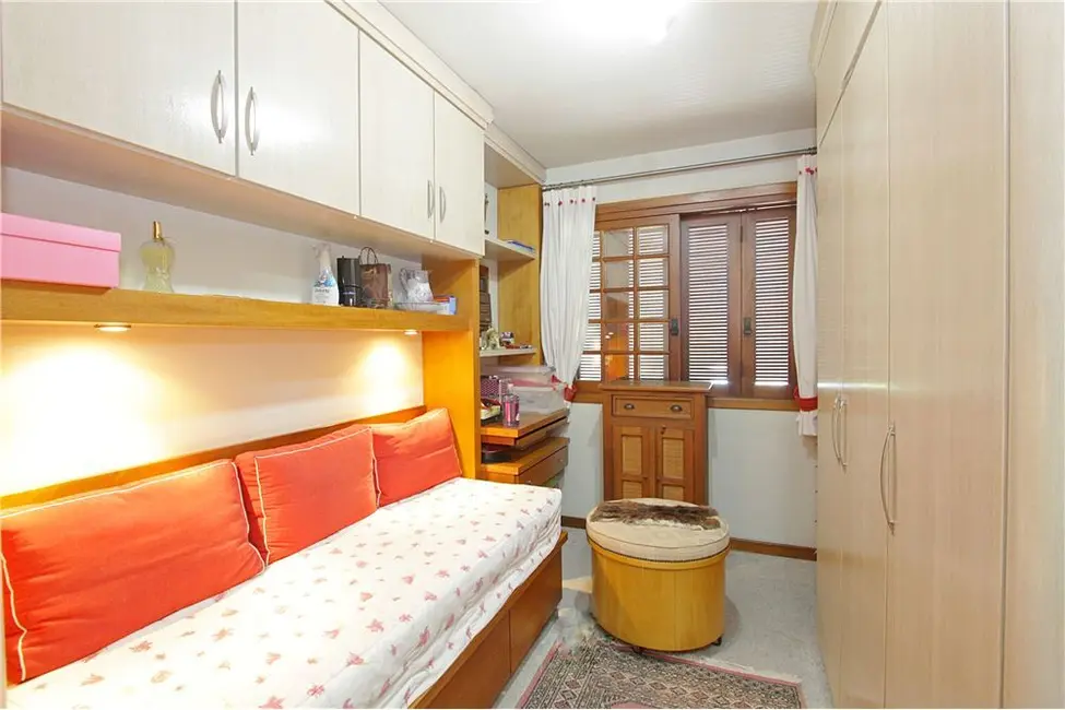 Foto 6 de Casa com 3 quartos à venda, 355m2 em Partenon, Porto Alegre - RS