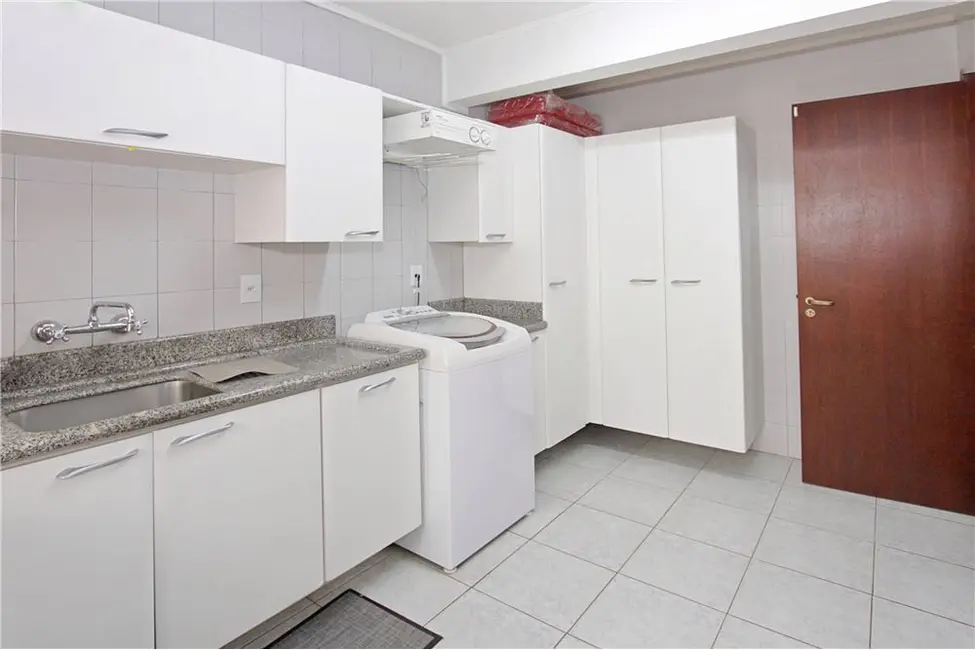 Foto 3 de Casa com 3 quartos à venda, 355m2 em Partenon, Porto Alegre - RS