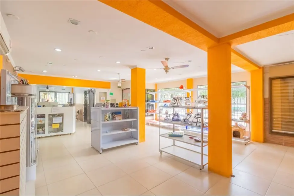 Loja à venda, 464m2 em Menino Deus, Porto Alegre - RS - imagem 5 Foto 5 de Loja à venda, 464m2 em Menino Deus, Porto Alegre - RS