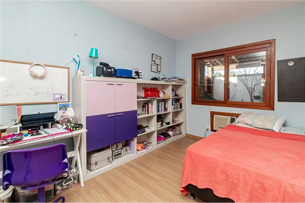 Foto 9 de Apartamento com 3 quartos à venda, 131m2 em Jardim Itu, Porto Alegre - RS