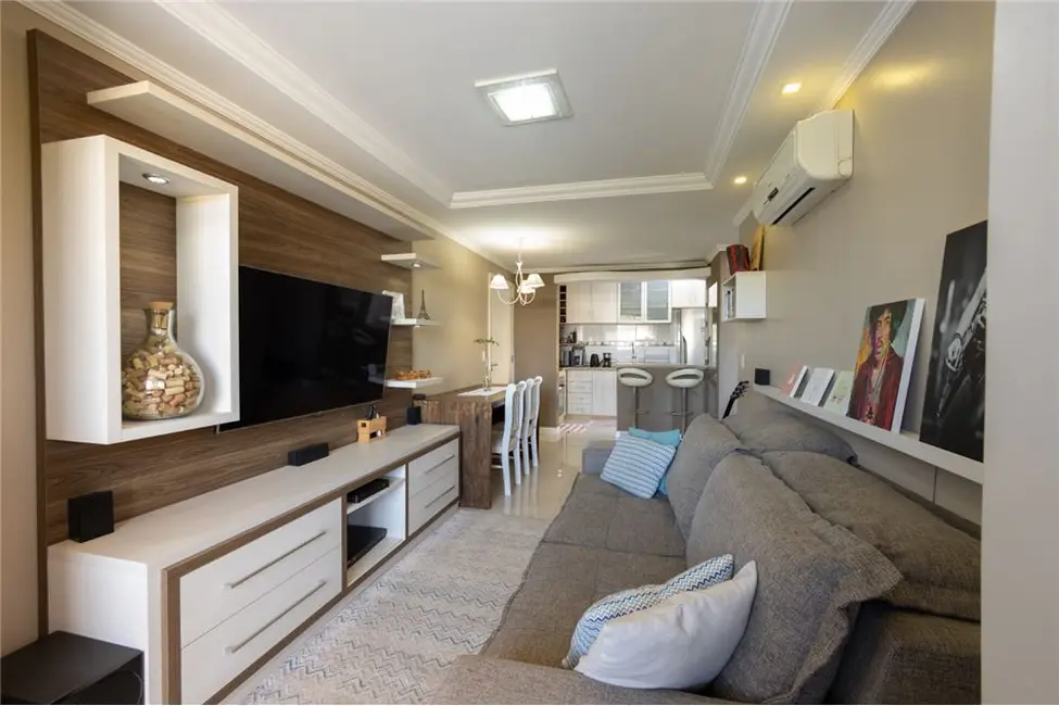 Foto 2 de Apartamento com 1 quarto à venda, 47m2 em Camaquã, Porto Alegre - RS