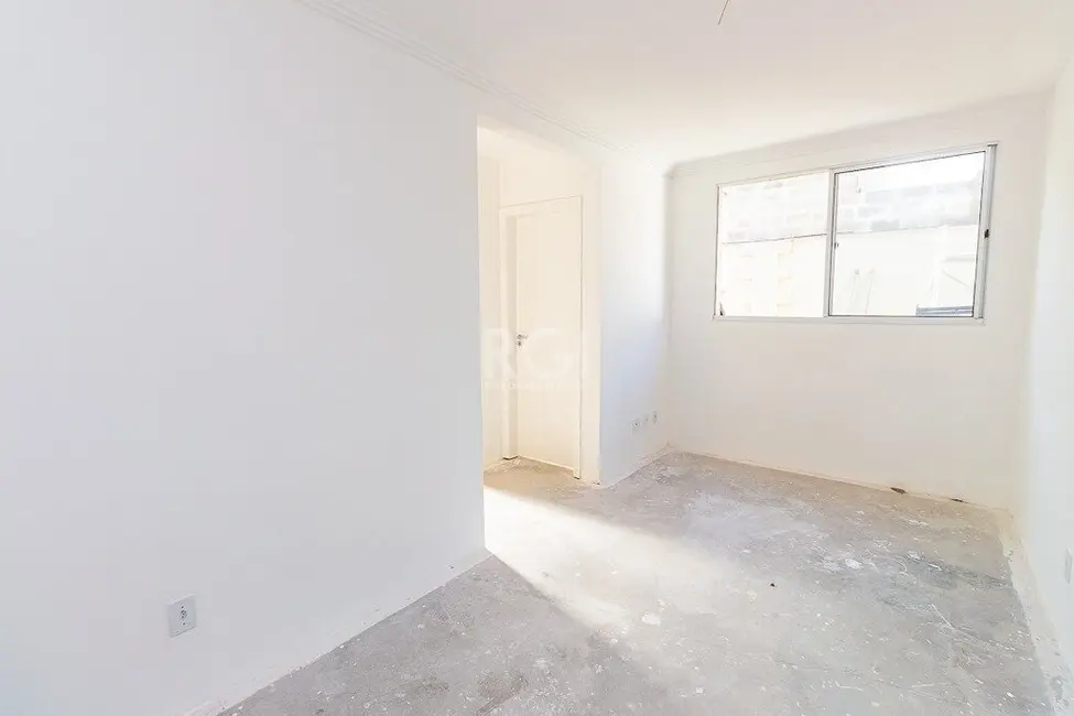 Foto 2 de Apartamento com 2 quartos à venda, 43m2 em São Sebastião, Porto Alegre - RS