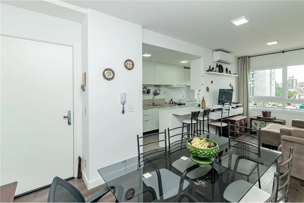 Foto 3 de Apartamento com 3 quartos à venda, 67m2 em Jardim Lindóia, Porto Alegre - RS