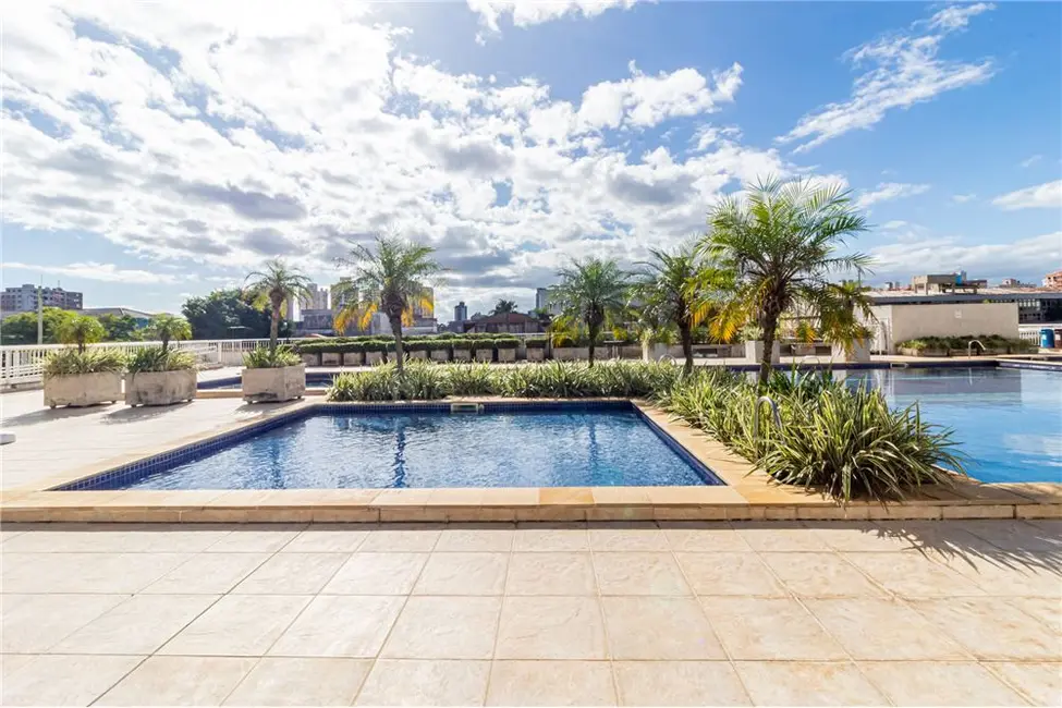 Apartamento com 2 quartos à venda, 70m2 em Passo da Areia, Porto Alegre - RS - imagem 5 Foto 5 de Apartamento com 2 quartos à venda, 70m2 em Passo da Areia, Porto Alegre - RS