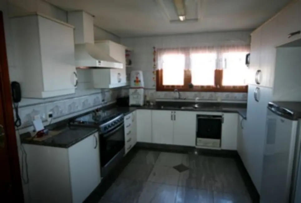 Casa com 4 quartos à venda, 450m2 em Vila Assunção, Porto Alegre - RS - imagem 9 Foto 9 de Casa com 4 quartos à venda, 450m2 em Vila Assunção, Porto Alegre - RS