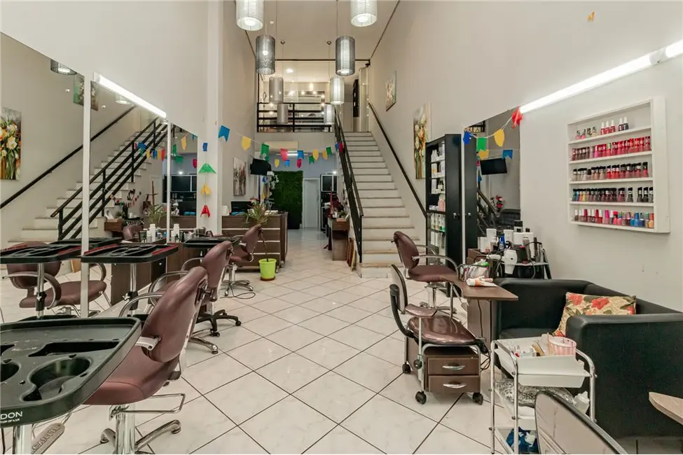 Foto 3 de Sala Comercial à venda, 80m2 em Jardim Itu, Porto Alegre - RS