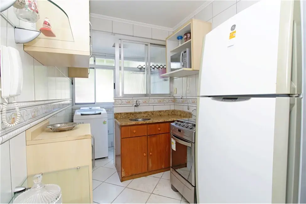 Apartamento com 1 quarto à venda, 45m2 em Vila Ipiranga, Porto Alegre - RS - imagem 8 Foto 8 de Apartamento com 1 quarto à venda, 45m2 em Vila Ipiranga, Porto Alegre - RS