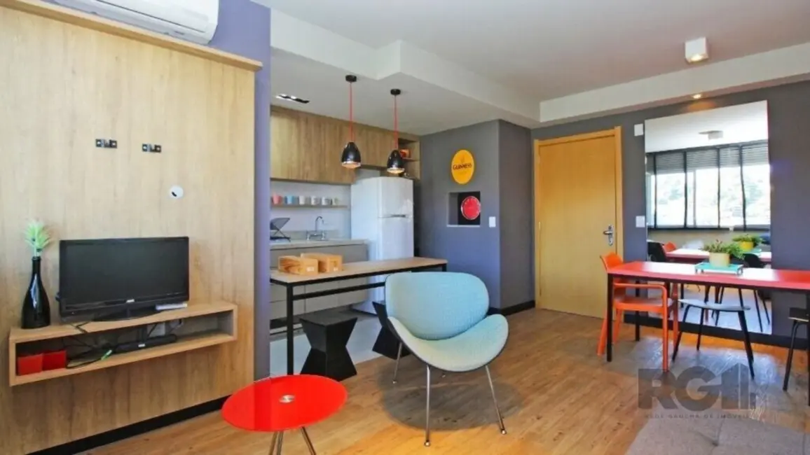 Foto 2 de Apartamento com 2 quartos à venda, 59m2 em Teresópolis, Porto Alegre - RS