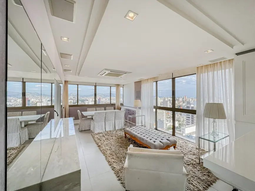 Apartamento com 3 quartos à venda, 120m2 em Petrópolis, Porto Alegre - RS - imagem 1 Foto 1 de Apartamento com 3 quartos à venda, 120m2 em Petrópolis, Porto Alegre - RS