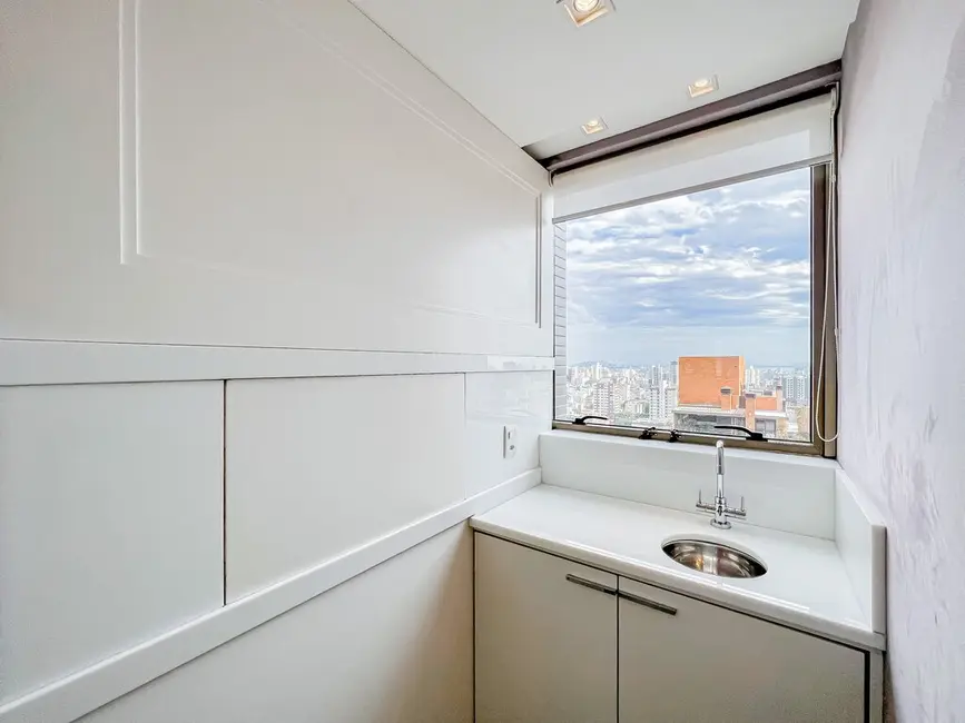 Apartamento com 3 quartos à venda, 120m2 em Petrópolis, Porto Alegre - RS - imagem 9 Foto 9 de Apartamento com 3 quartos à venda, 120m2 em Petrópolis, Porto Alegre - RS