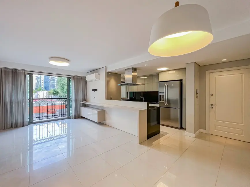 Foto 2 de Apartamento com 2 quartos à venda, 80m2 em Três Figueiras, Porto Alegre - RS