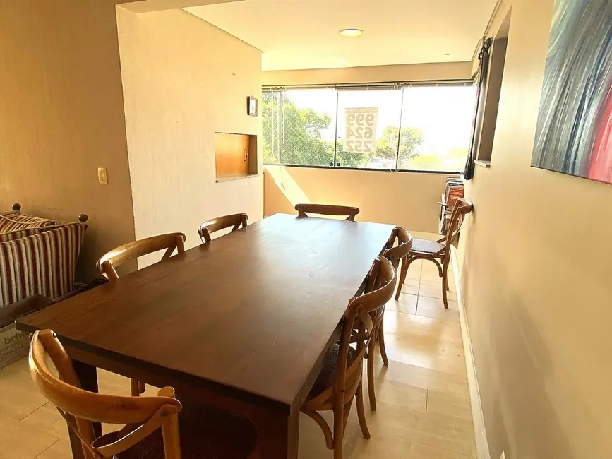 Apartamento com 3 quartos à venda, 118m2 em Rio Branco, Porto Alegre - RS - imagem 9 Foto 9 de Apartamento com 3 quartos à venda, 118m2 em Rio Branco, Porto Alegre - RS