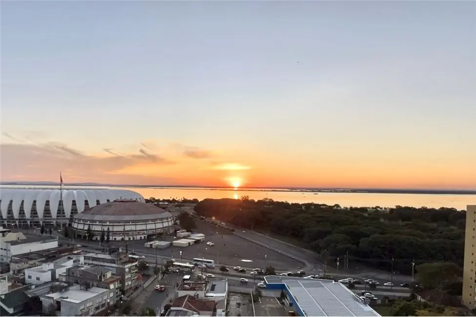 Foto 1 de Apartamento com 3 quartos à venda, 223m2 em Santa Tereza, Porto Alegre - RS