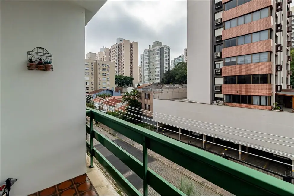 Foto 5 de Apartamento com 3 quartos à venda, 167m2 em Passo da Areia, Porto Alegre - RS