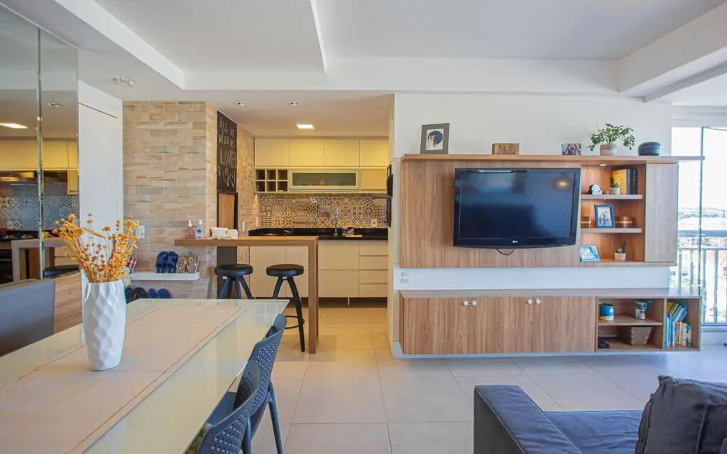 Foto 2 de Apartamento com 2 quartos à venda, 69m2 em Jardim Lindóia, Porto Alegre - RS