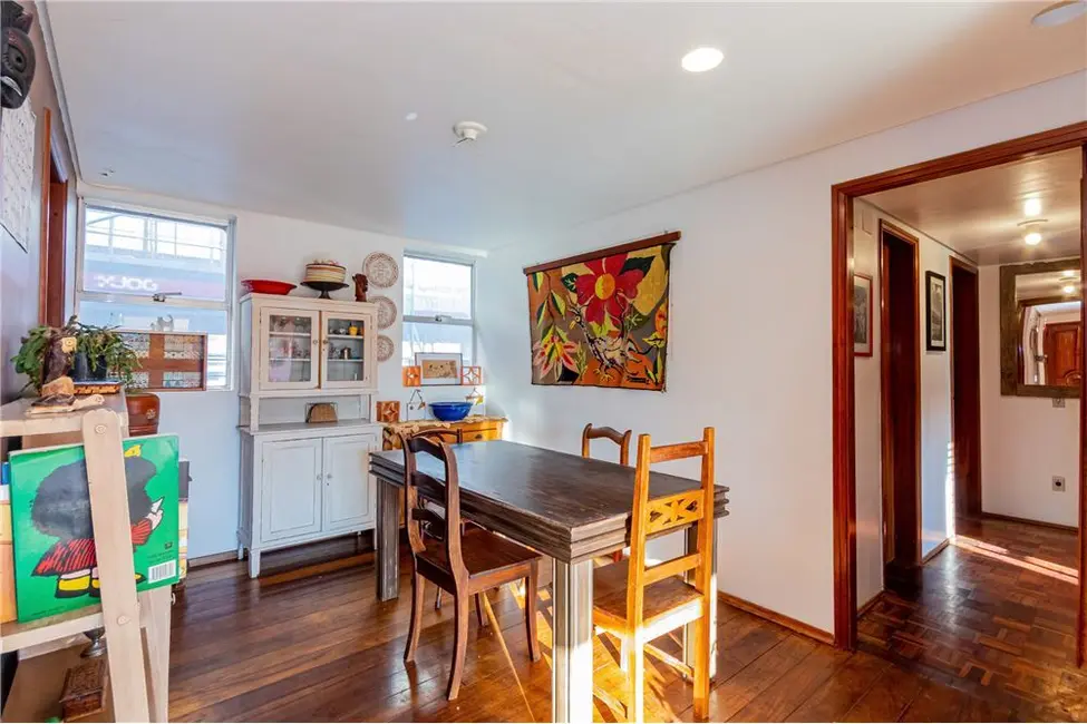 Foto 8 de Apartamento com 3 quartos à venda, 233m2 em Rio Branco, Porto Alegre - RS