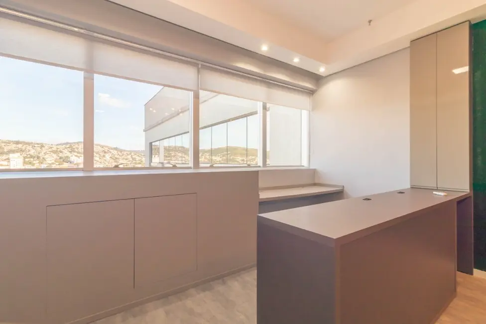 Sala Comercial à venda, 36m2 em Porto Alegre - RS - imagem 9 Foto 9 de Sala Comercial à venda, 36m2 em Porto Alegre - RS