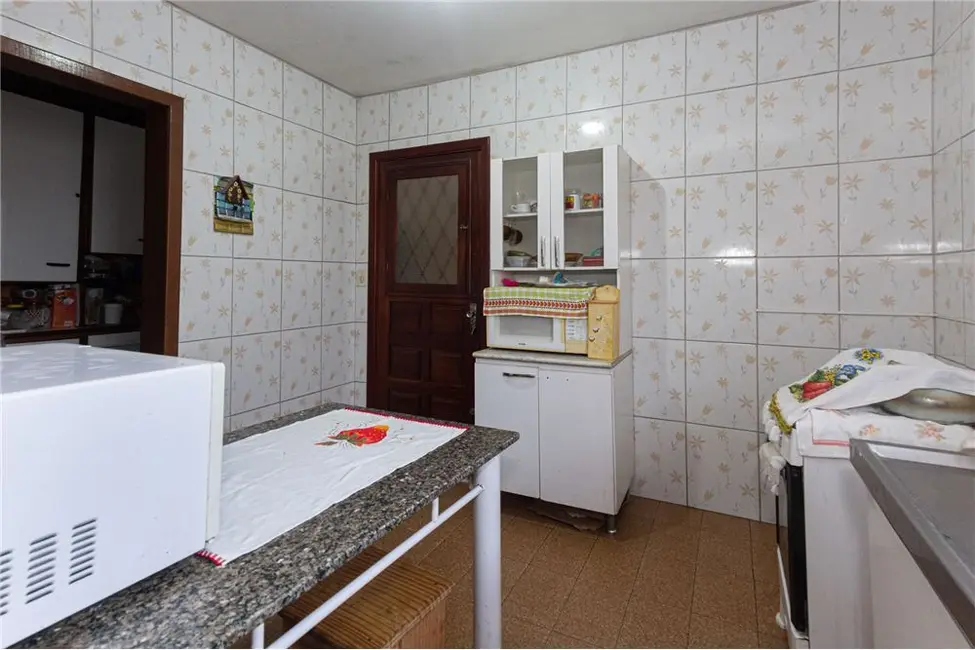 Foto 7 de Casa com 3 quartos à venda, 150m2 em Jardim Itu, Porto Alegre - RS