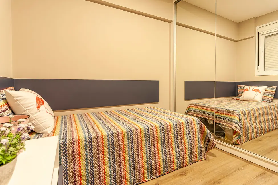 Foto 1 de Apartamento com 2 quartos à venda, 51m2 em Floresta, Porto Alegre - RS