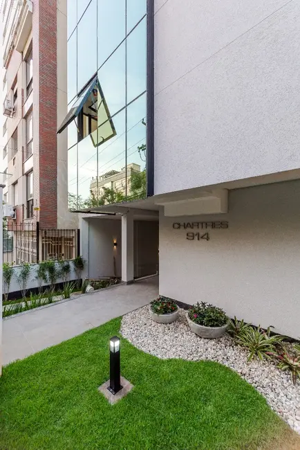 Apartamento com 2 quartos à venda, 83m2 em Petrópolis, Porto Alegre - RS - imagem 4 Foto 4 de Apartamento com 2 quartos à venda, 83m2 em Petrópolis, Porto Alegre - RS