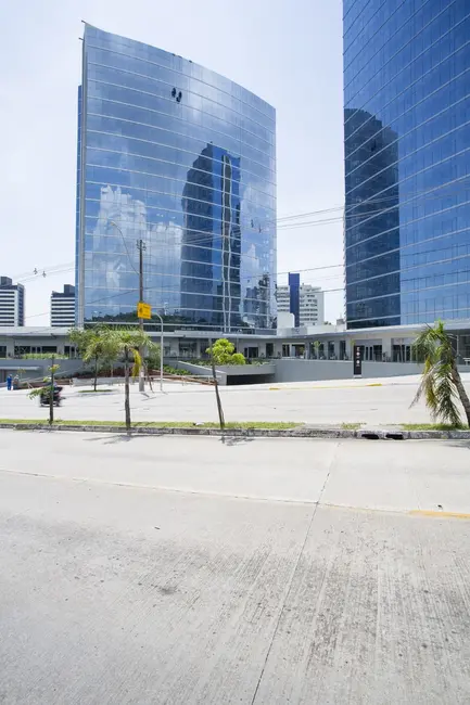 Foto 2 de Sala Comercial à venda, 48m2 em Petrópolis, Porto Alegre - RS