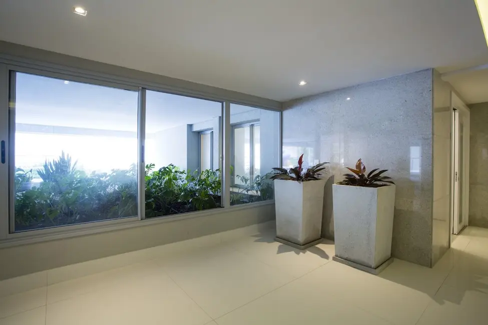 Sala Comercial à venda, 48m2 em Petrópolis, Porto Alegre - RS - imagem 8 Foto 8 de Sala Comercial à venda, 48m2 em Petrópolis, Porto Alegre - RS