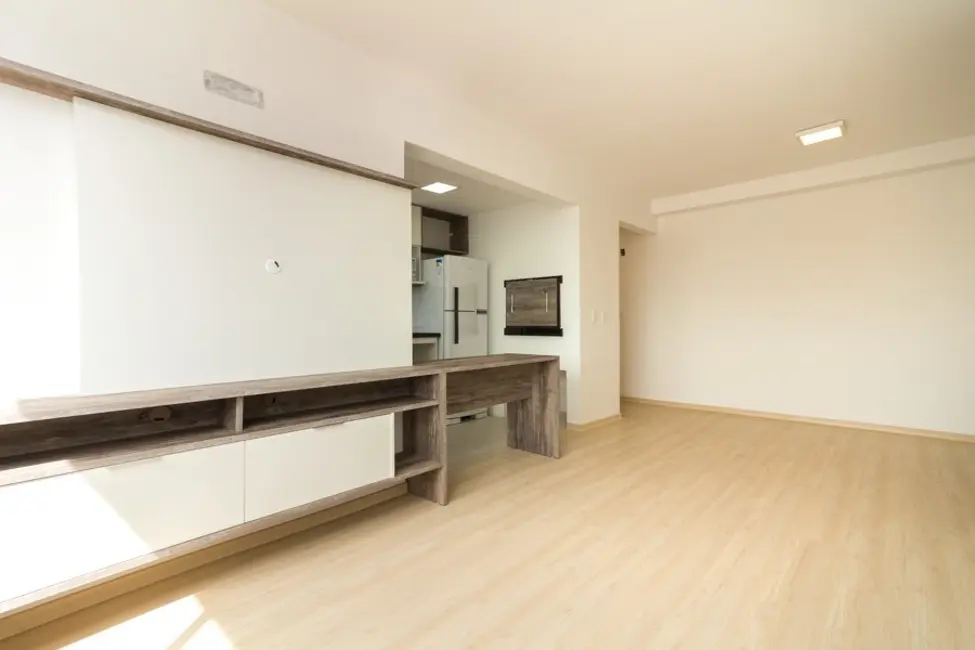 Foto 2 de Apartamento com 2 quartos à venda, 70m2 em Menino Deus, Porto Alegre - RS