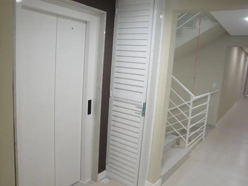 Apartamento com 1 quarto à venda, 89m2 em Menino Deus, Porto Alegre - RS - imagem 3 Foto 3 de Apartamento com 1 quarto à venda, 89m2 em Menino Deus, Porto Alegre - RS