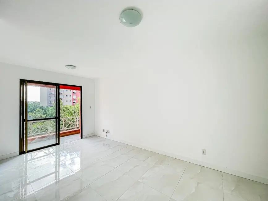 Apartamento com 3 quartos à venda, 73m2 em Chácara das Pedras, Porto Alegre - RS - imagem 3 Foto 3 de Apartamento com 3 quartos à venda, 73m2 em Chácara das Pedras, Porto Alegre - RS