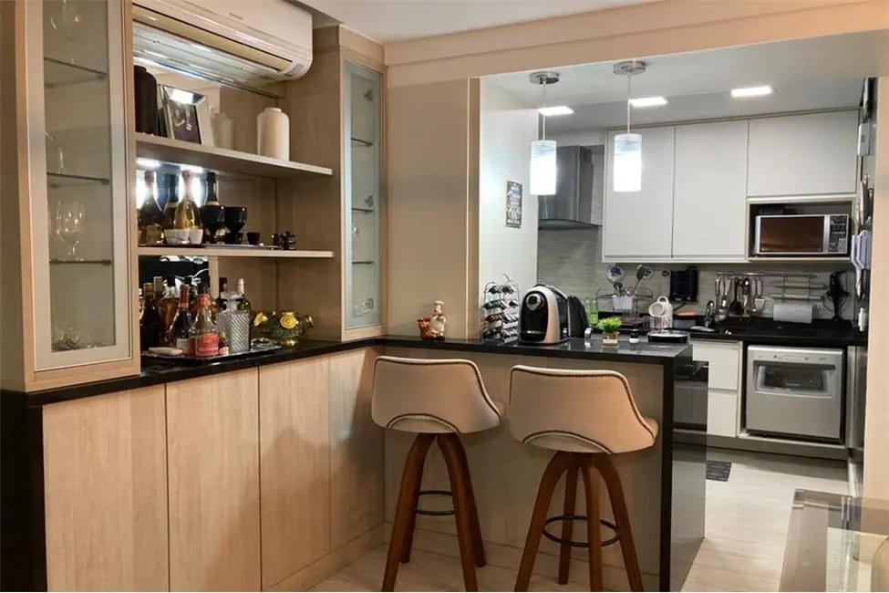 Apartamento com 3 quartos à venda, 69m2 em Teresópolis, Porto Alegre - RS - imagem 3 Foto 3 de Apartamento com 3 quartos à venda, 69m2 em Teresópolis, Porto Alegre - RS