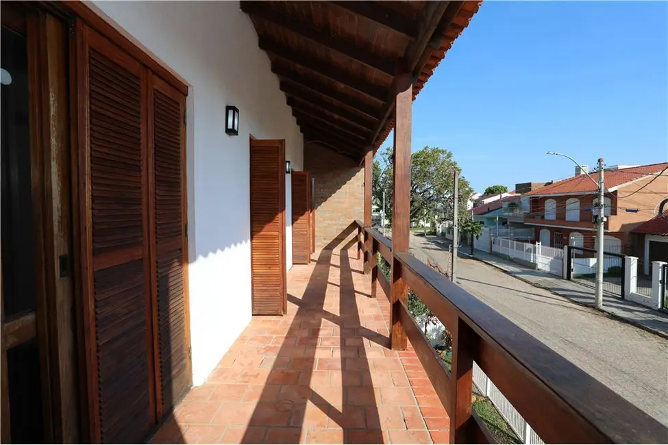 Foto 6 de Casa com 5 quartos à venda, 388m2 em Jardim Itu, Porto Alegre - RS