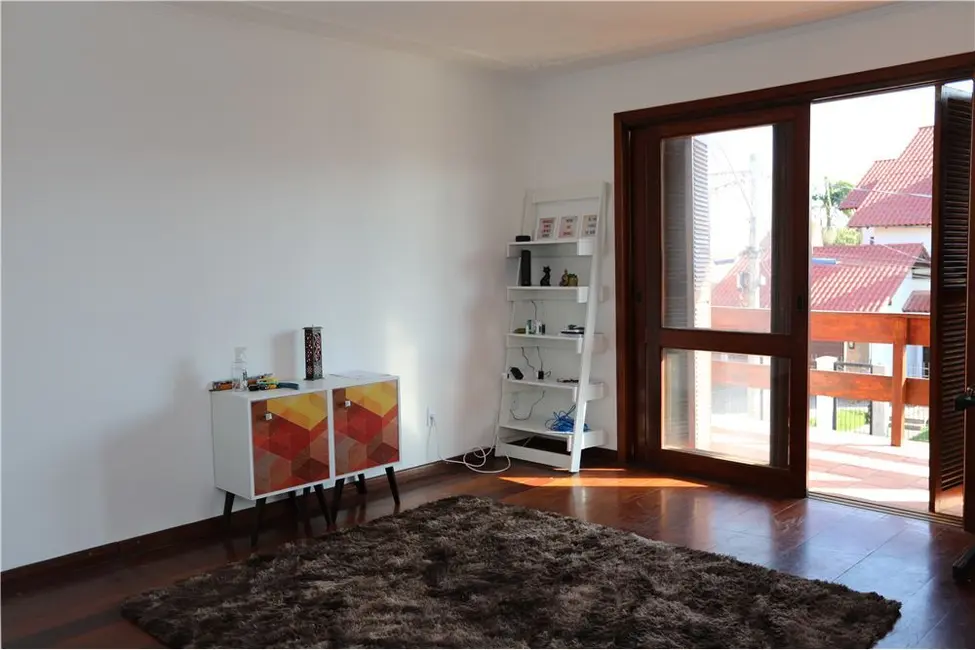 Foto 8 de Casa com 5 quartos à venda, 388m2 em Jardim Itu, Porto Alegre - RS