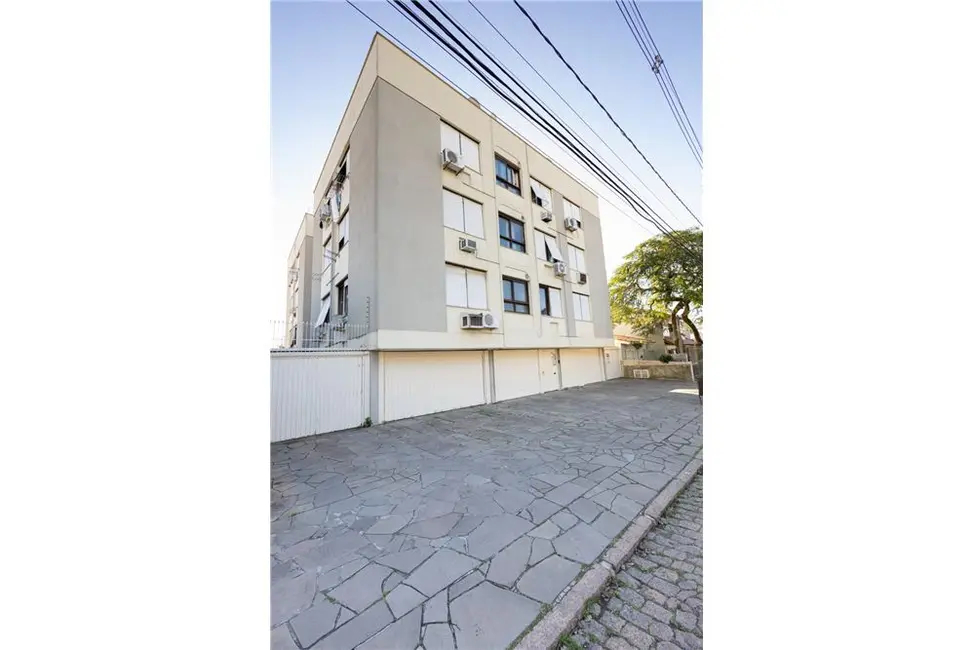 Foto 2 de Apartamento com 2 quartos à venda, 54m2 em Passo da Areia, Porto Alegre - RS