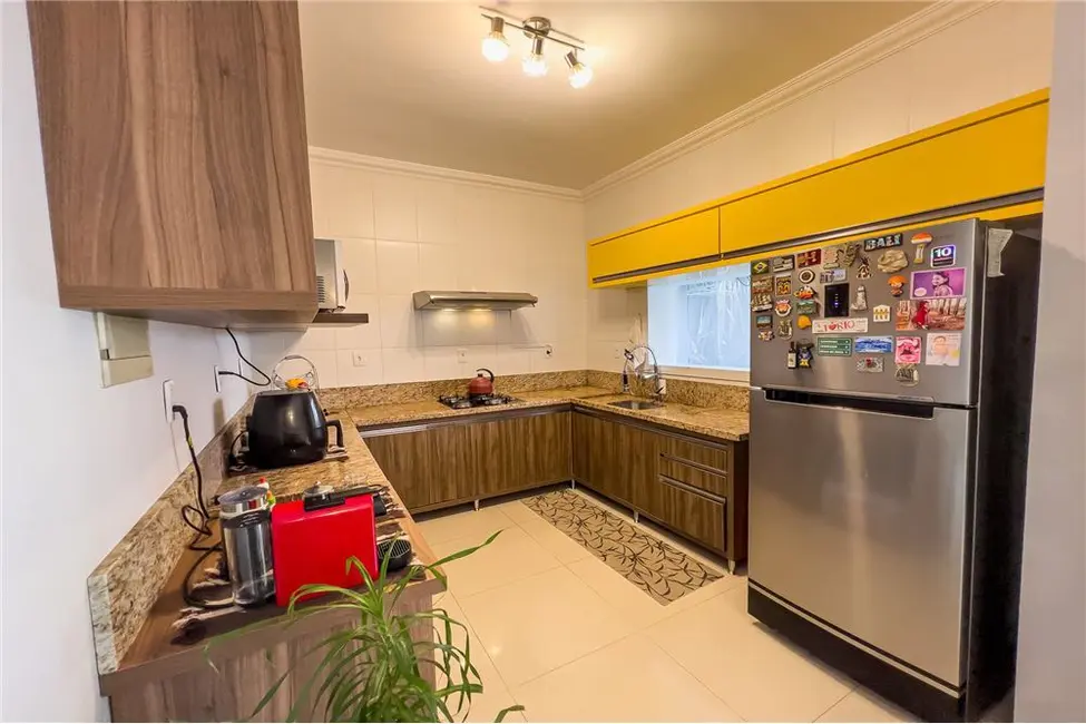 Foto 4 de Casa com 3 quartos à venda, 183m2 em Ipanema, Porto Alegre - RS