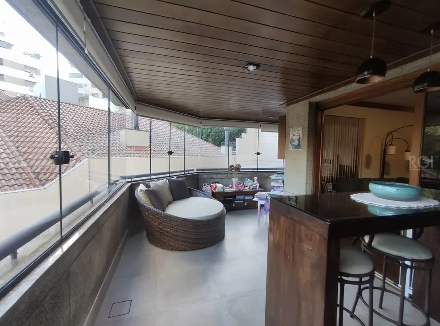 Apartamento com 3 quartos à venda, 139m2 em Auxiliadora, Porto Alegre - RS - imagem 7 Foto 7 de Apartamento com 3 quartos à venda, 139m2 em Auxiliadora, Porto Alegre - RS