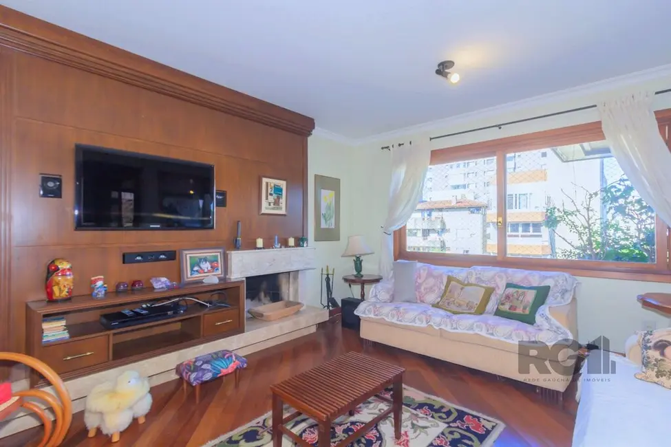Foto 2 de Apartamento com 3 quartos à venda, 190m2 em Auxiliadora, Porto Alegre - RS
