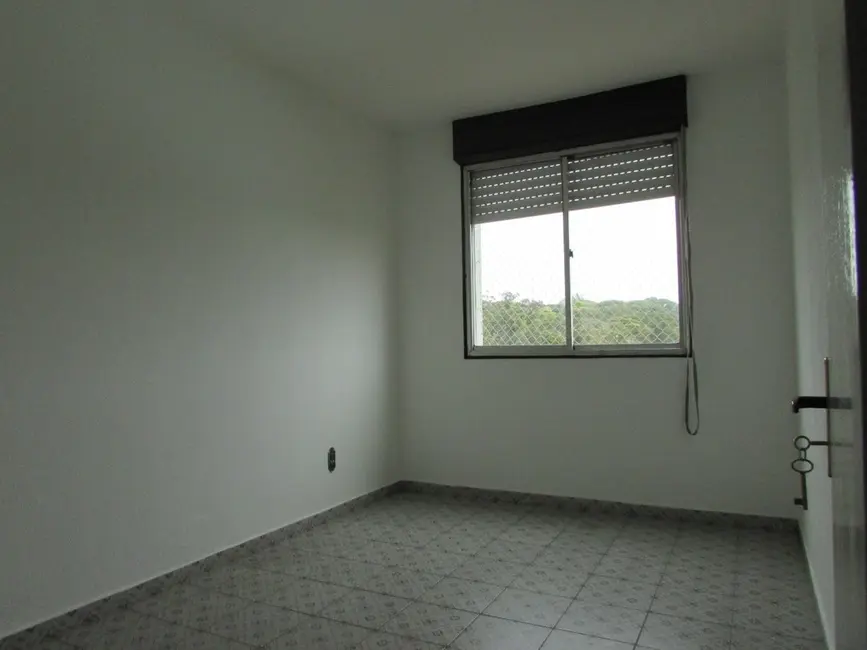 Foto 4 de Apartamento com 3 quartos à venda, 80m2 em Jardim Sabará, Porto Alegre - RS